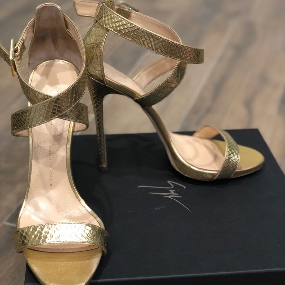 Giuseppe Zanotti Python Printed Gold Stilettos - Picture 6 of 6